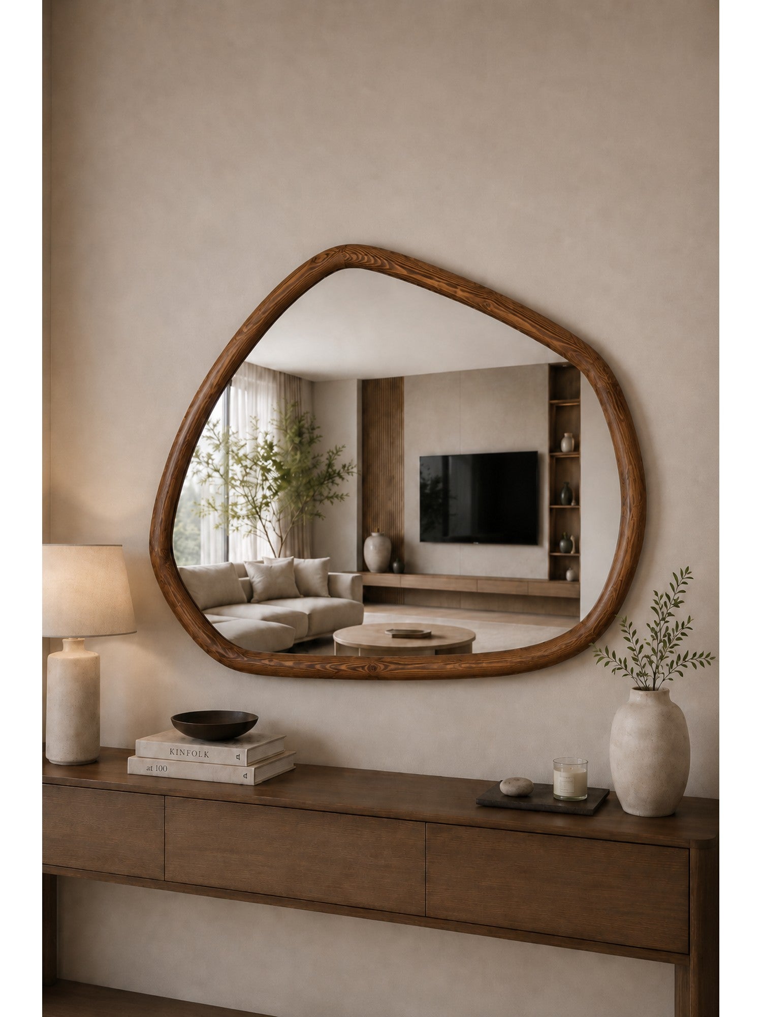 Organische wandspiegel walnoot houten lijst 110x80 cm