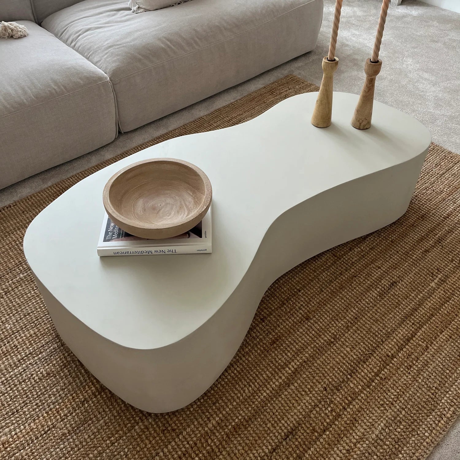 Minimalistische Grote Onregelmatig Vormige Betonnen Salontafel Wit