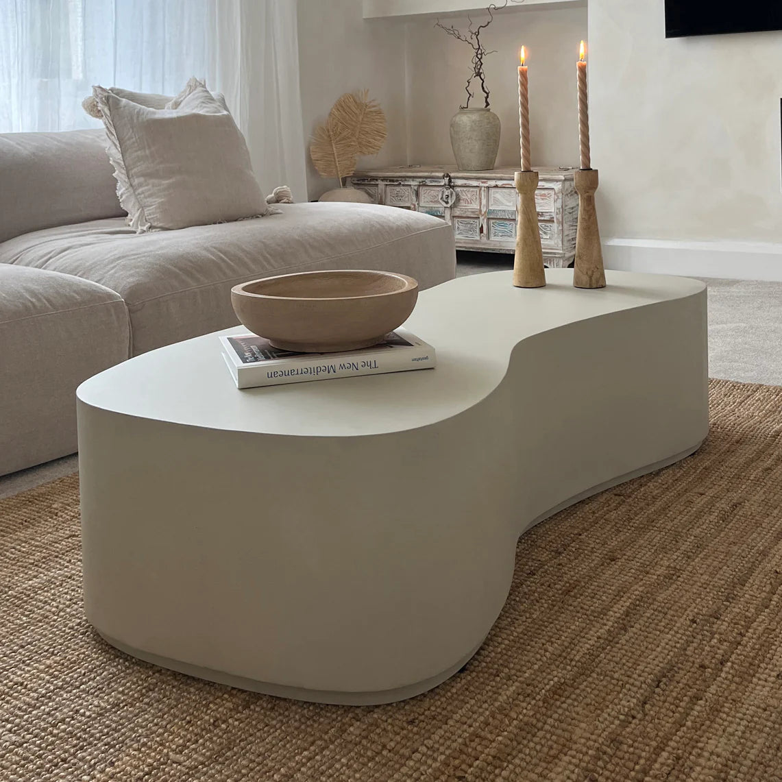 Minimalistische Grote Onregelmatig Vormige Betonnen Salontafel Wit