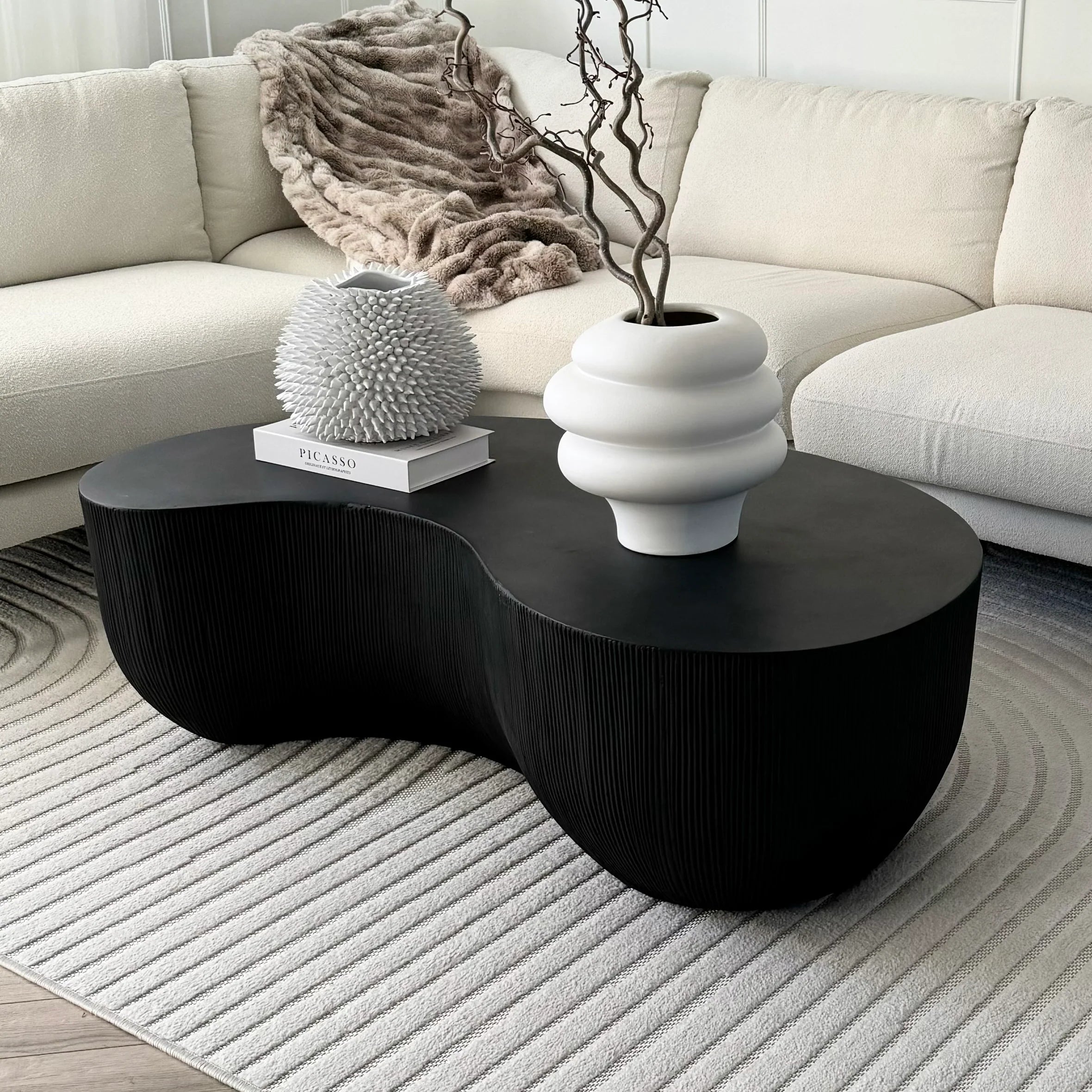 Table basse minimaliste en béton grande noire