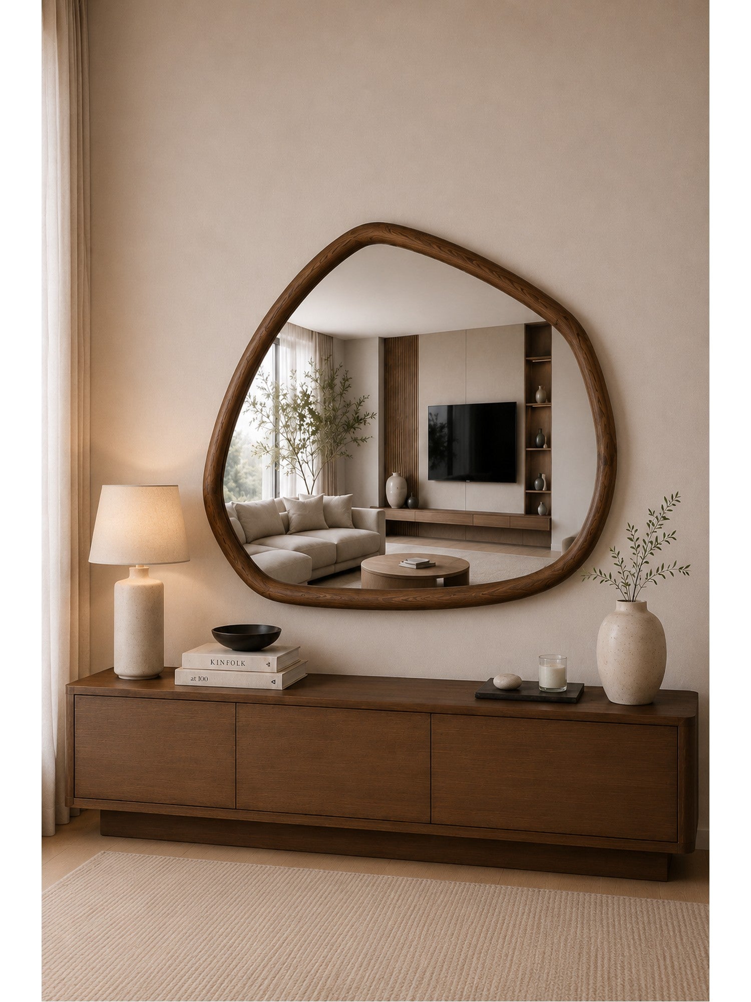 Organische wandspiegel walnoot houten lijst 110x80 cm