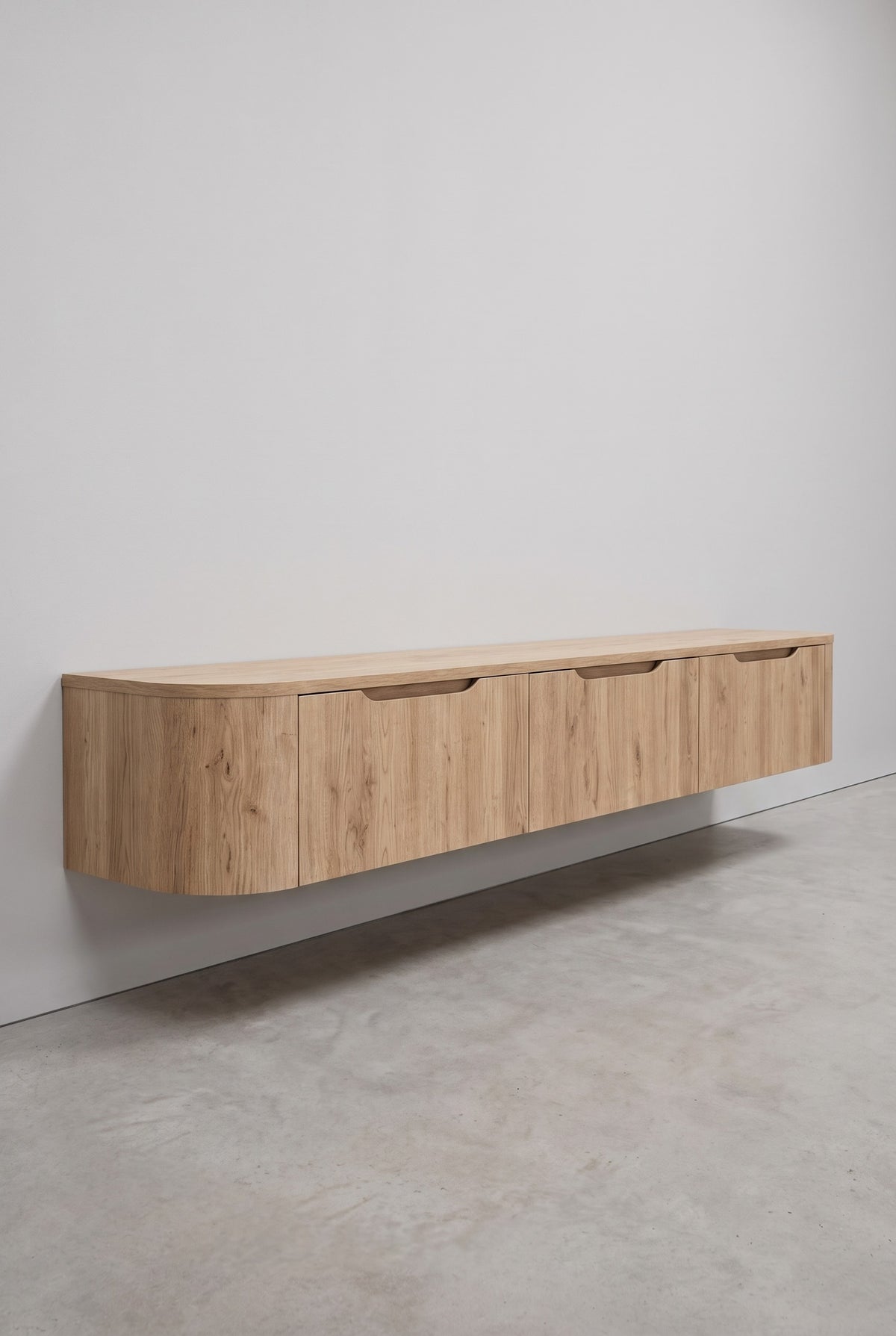 Miyoko zwevend tv-meubel eiken 270 cm, afgerond uiteinde